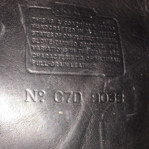 Sold🤟COACH HOBO - Picture 4 of 5